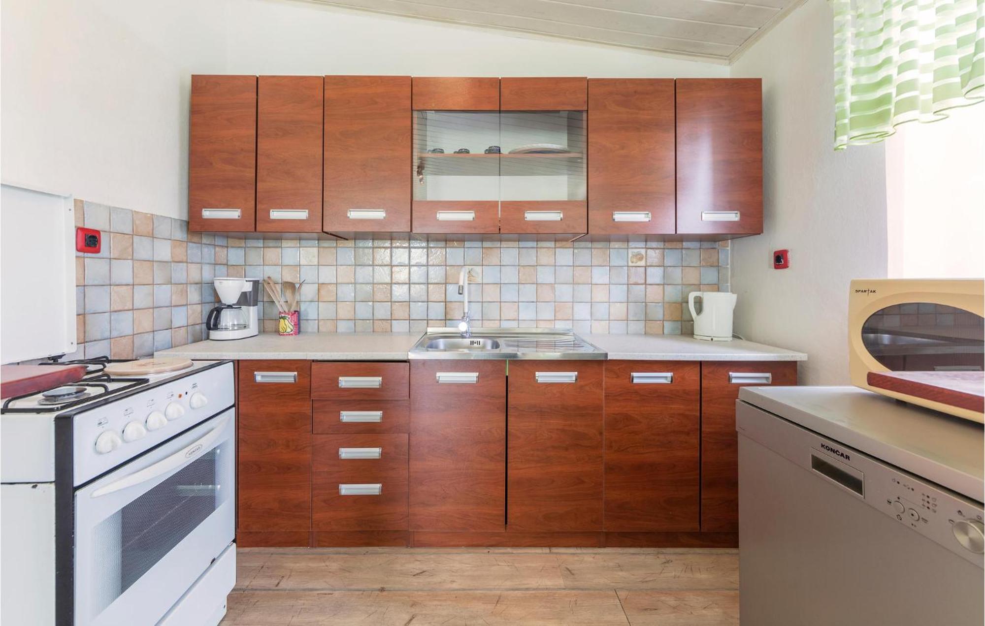 3 Bedroom Gorgeous Apartment In Marčana エクステリア 写真